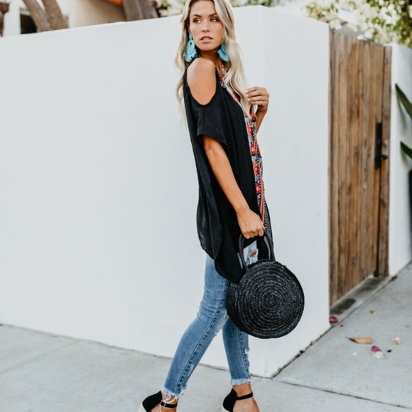 Summer Nights Embroidered Top - Picture 6 of 8